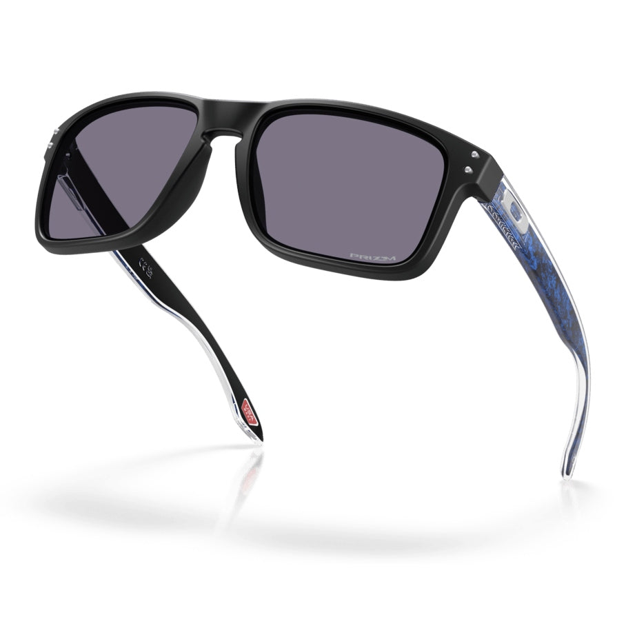 Oakley Holbrook sunglasses - Matte Black Prizm Grey