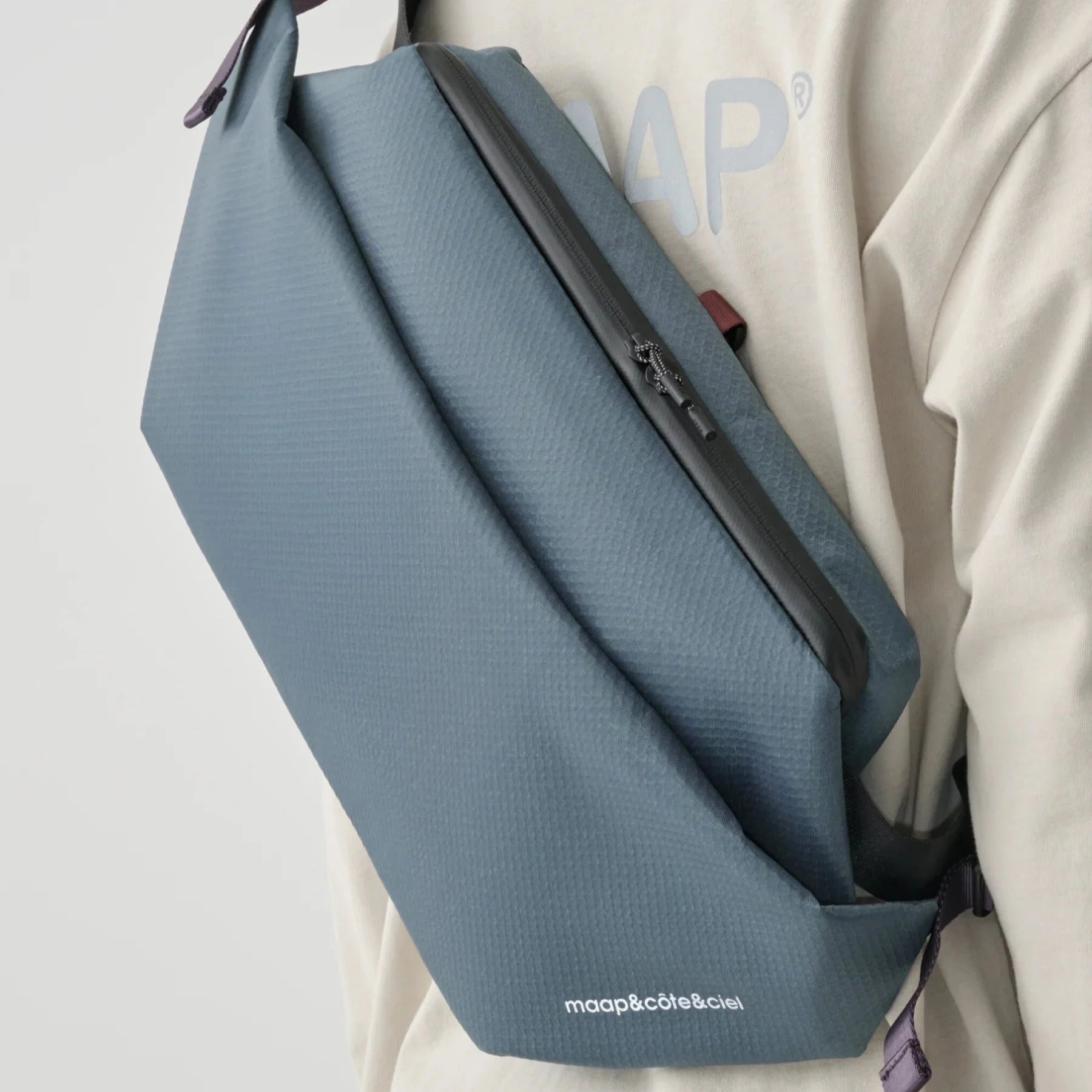 Bolsa Maap x côte&ciel Isarau Messenger - Azul