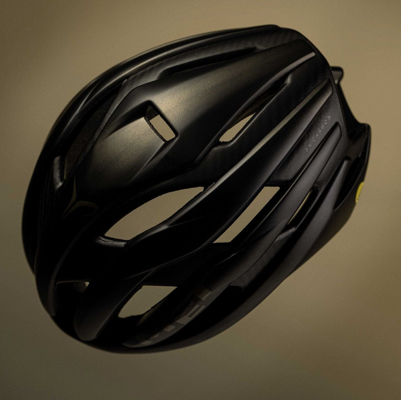 Casco Met Trenta 3K Carbon Mips Tadej Pogacar - Black Edition