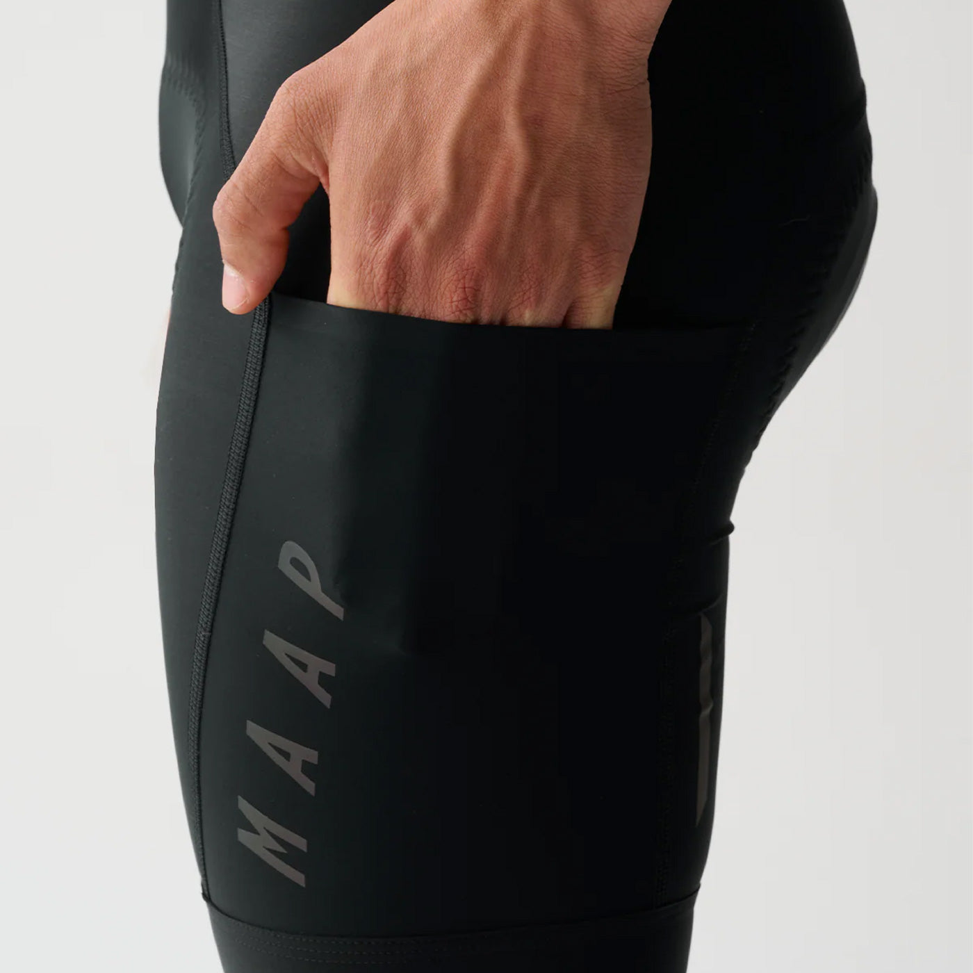 Maap Team Evo Cargo Bibshorts - Schwarz