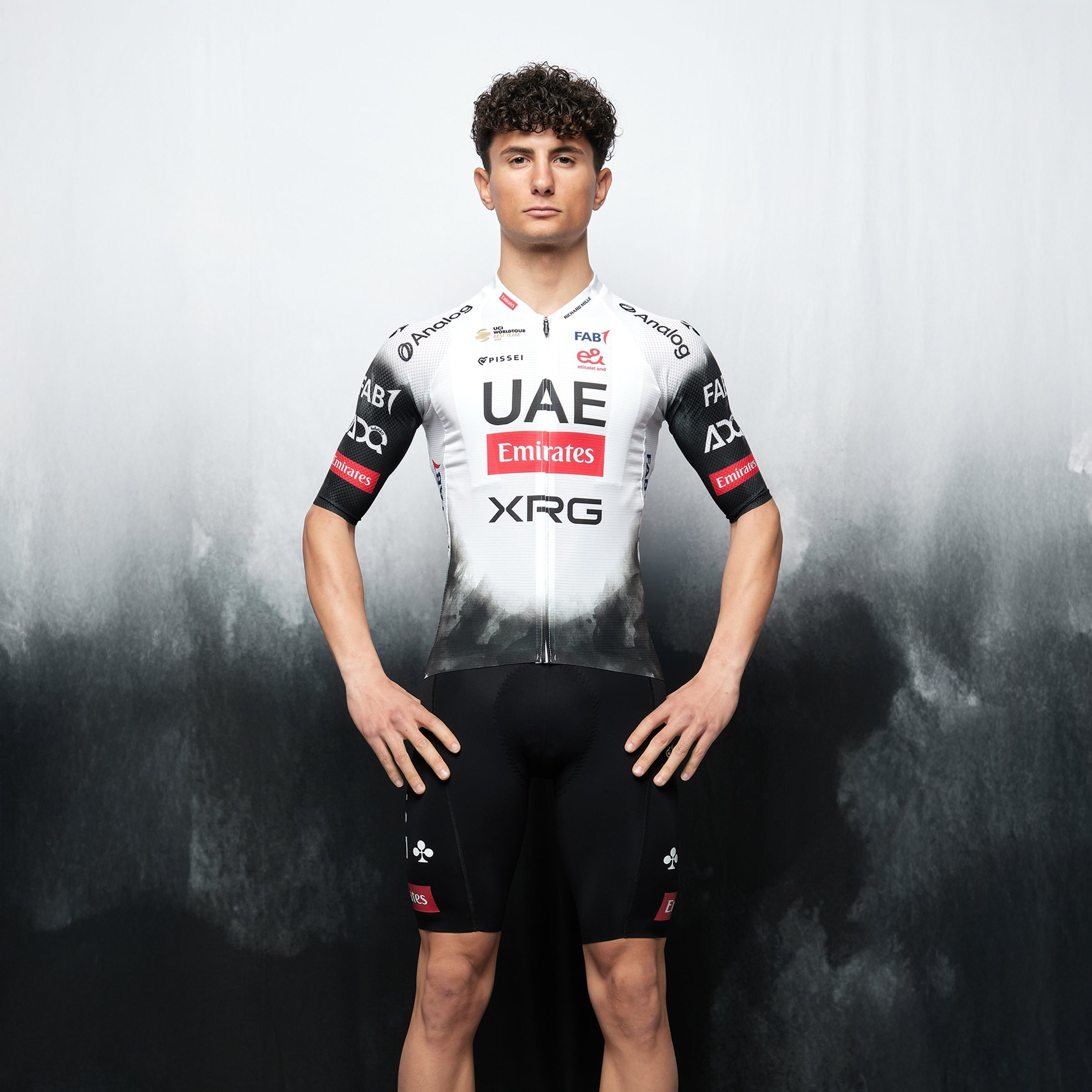 Maglia Pissei UAE Team Emirates 2025 Magistrale Ultra