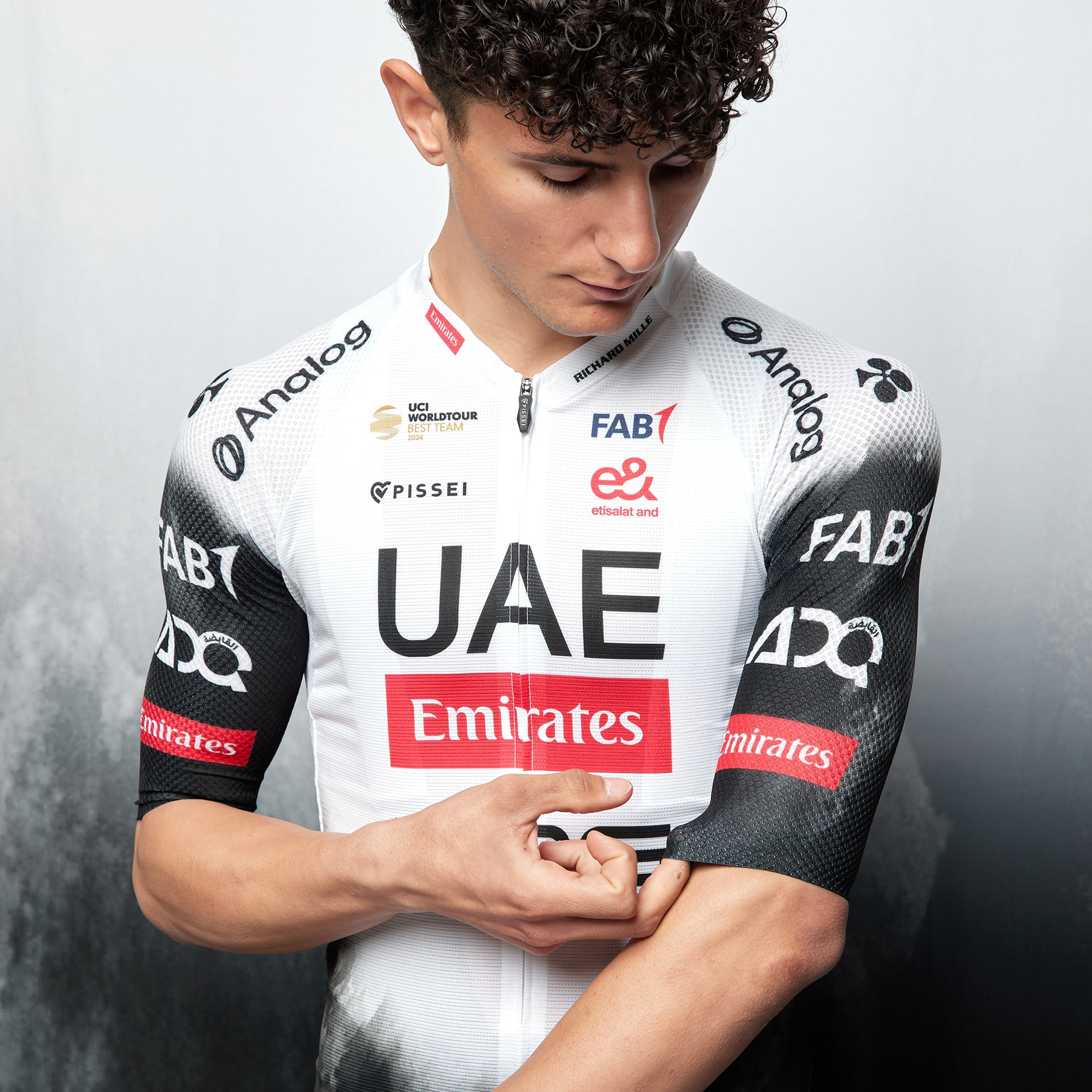 Maglia Pissei UAE Team Emirates 2025 Magistrale Ultra