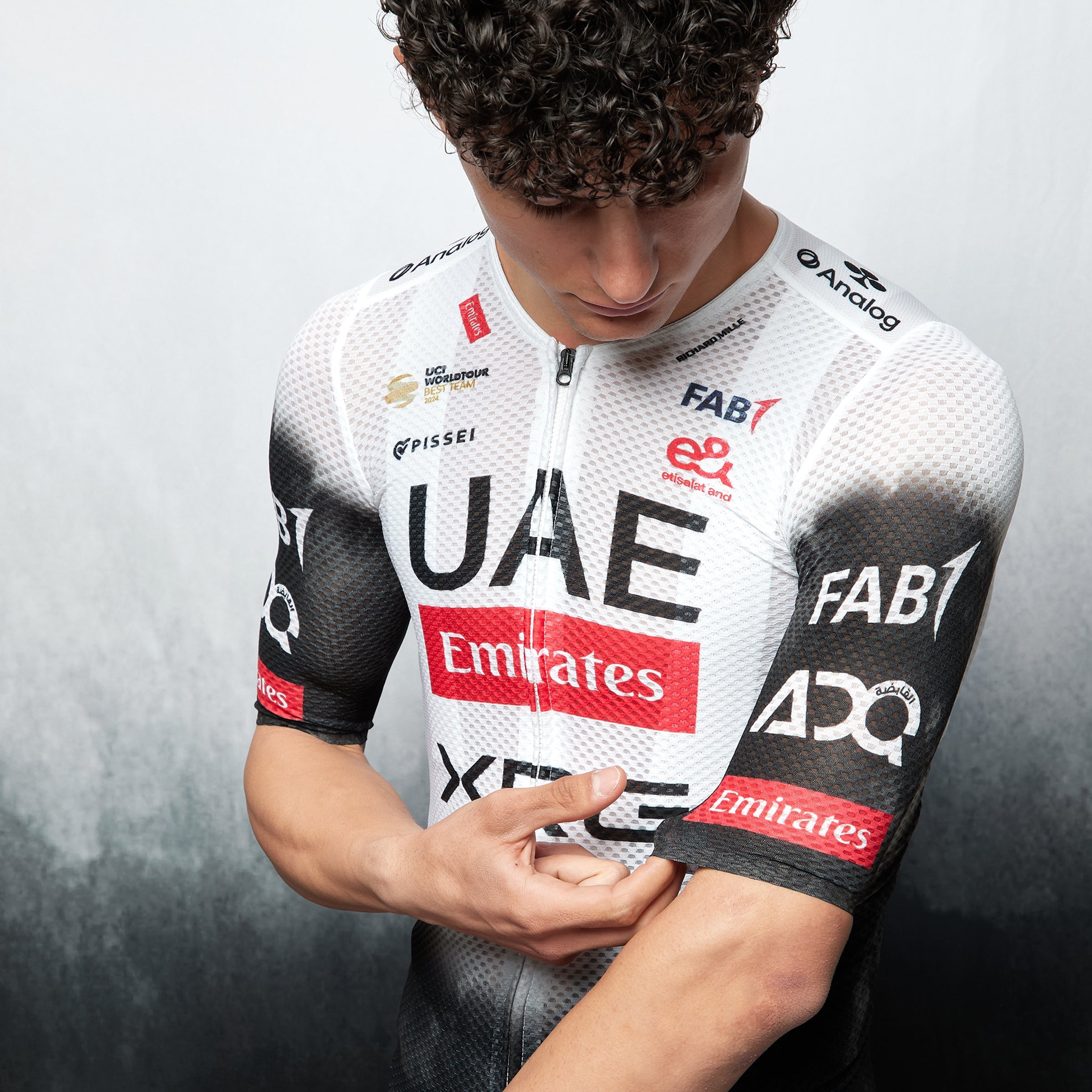 Maillot Pissei UAE Team Emirates 2025 Magistrale Light