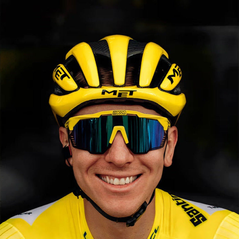 Casco Met Trenta 3K Carbon Mips Team UAE - Jaune Limited Edition