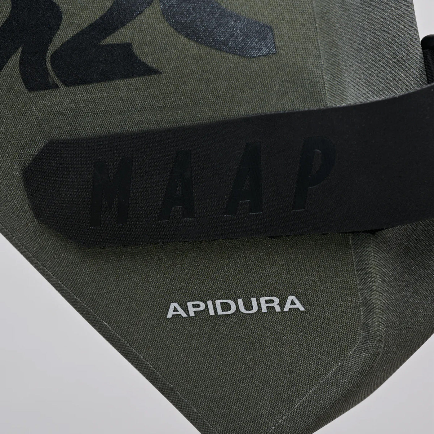 MAAP x Apidura 1L Rahmentasche 1L - Grun