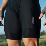 Q36.5 Adventure Cargo bib shorts - Black