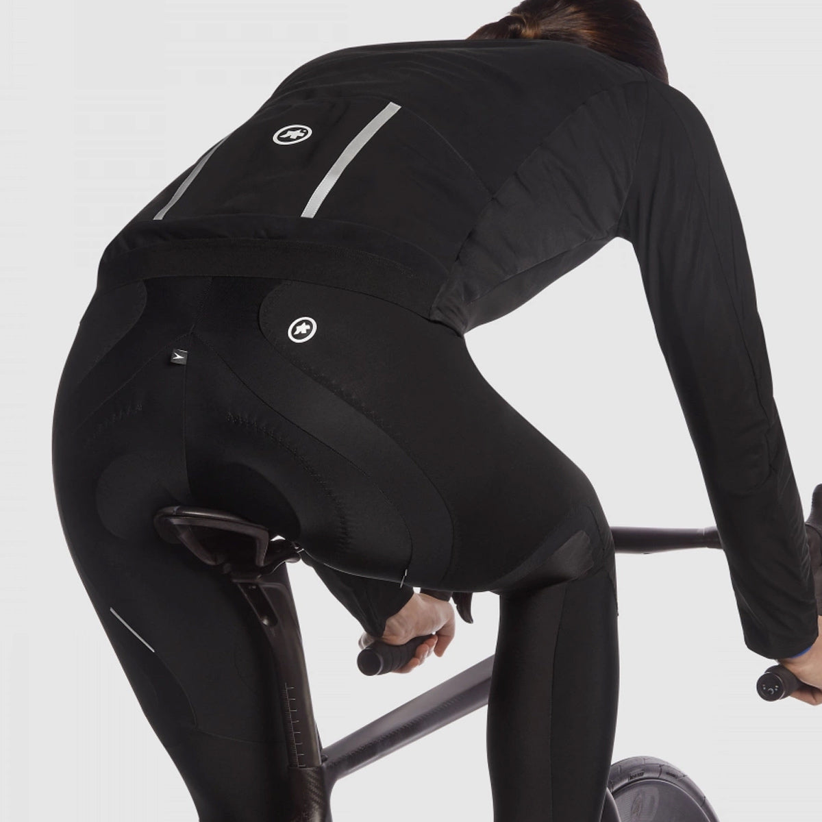 assos ultraz jacket