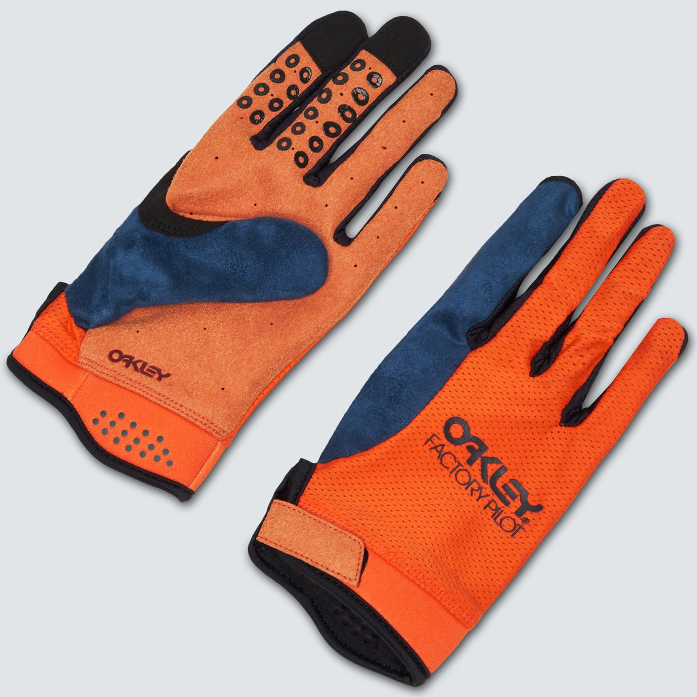 Oakley store bicycle gloves